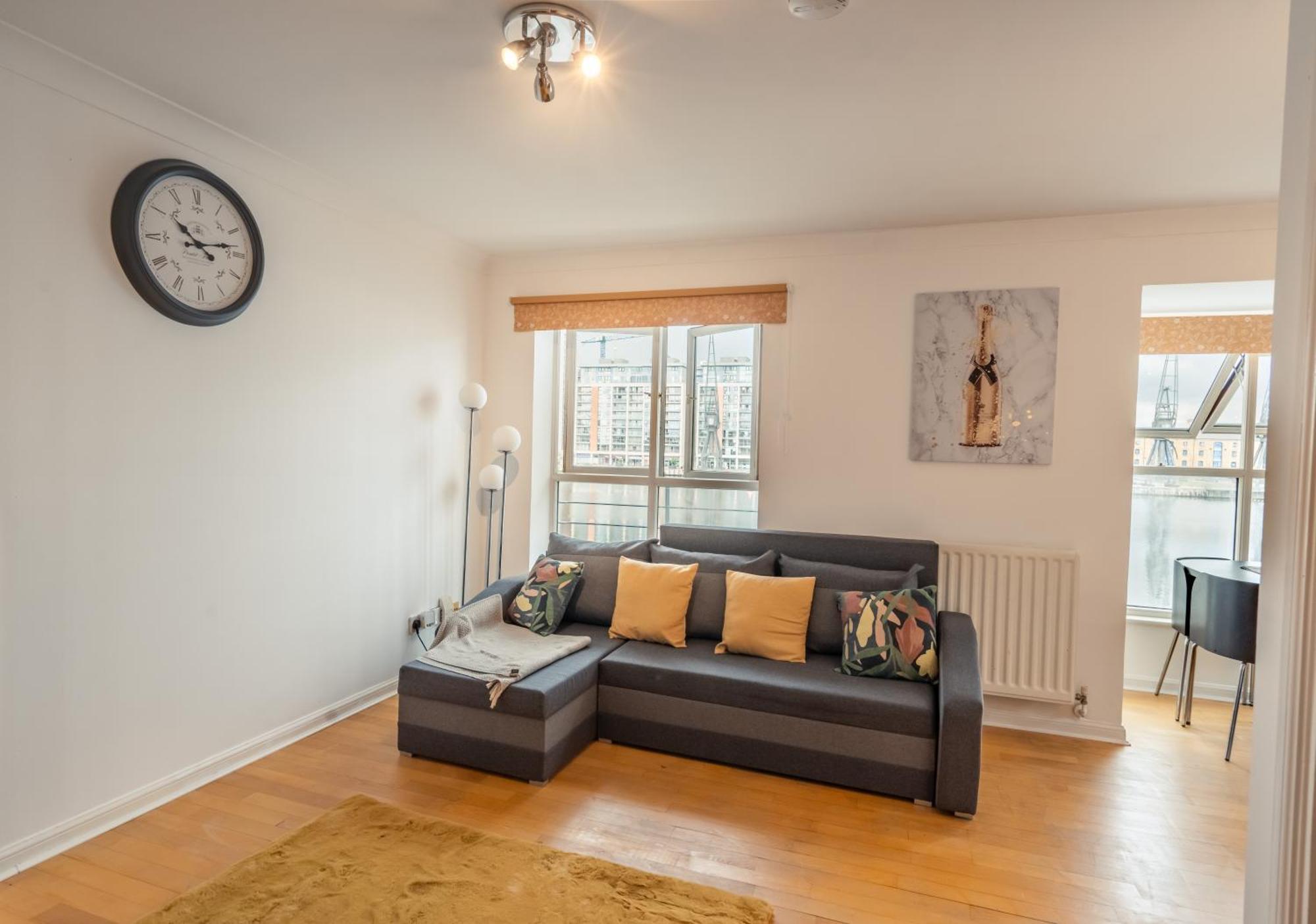 Apartamento Excel Riverview Luxury -sleep 6- Free Parking- Playstation 4