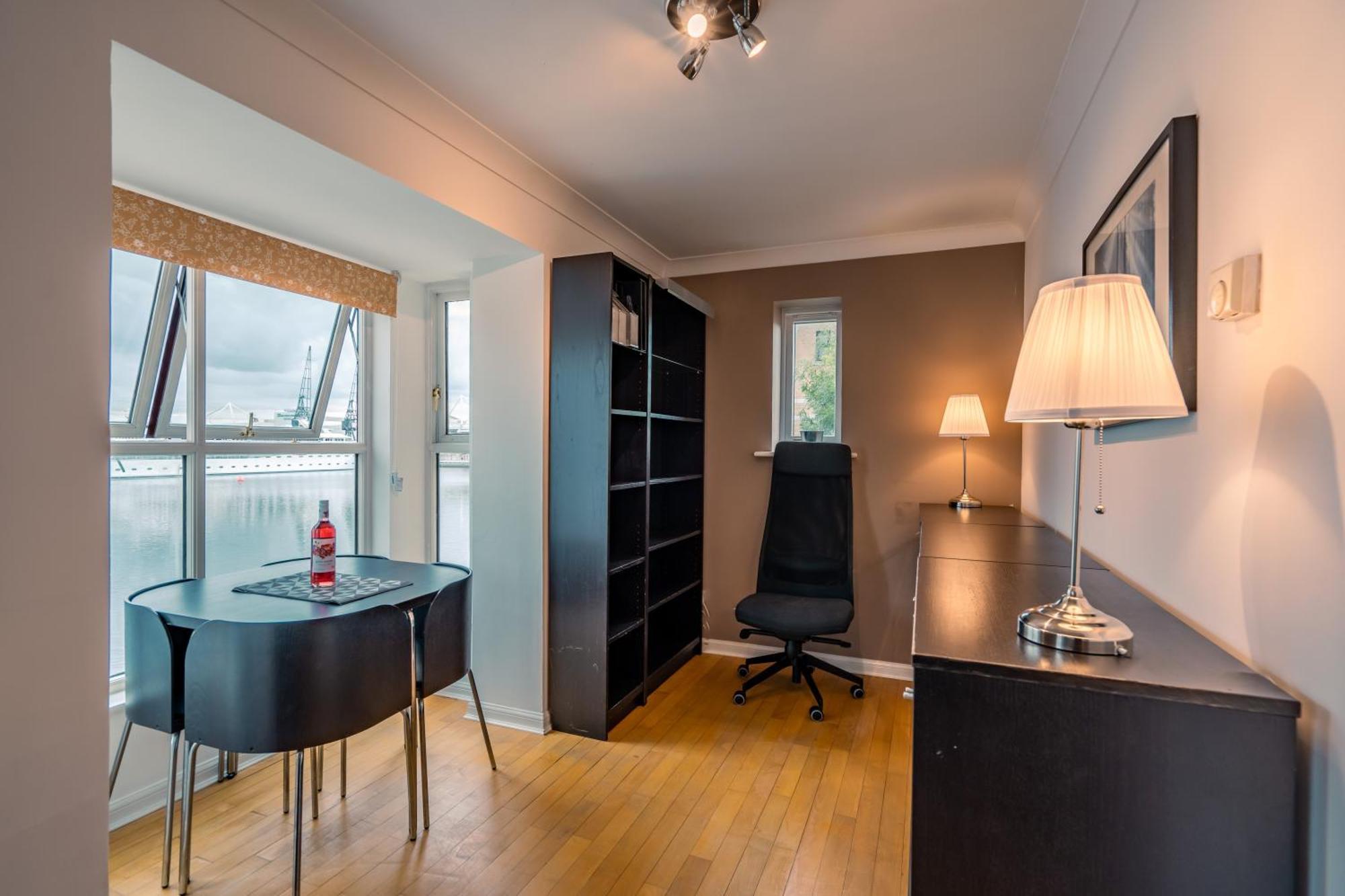 Excel Riverview Luxury -sleep 6- Free Parking- Playstation 4 Apartamento Londres